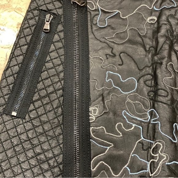 Sexy embroidered lamb leather skirt - Size 4 - Picture 2 of 6